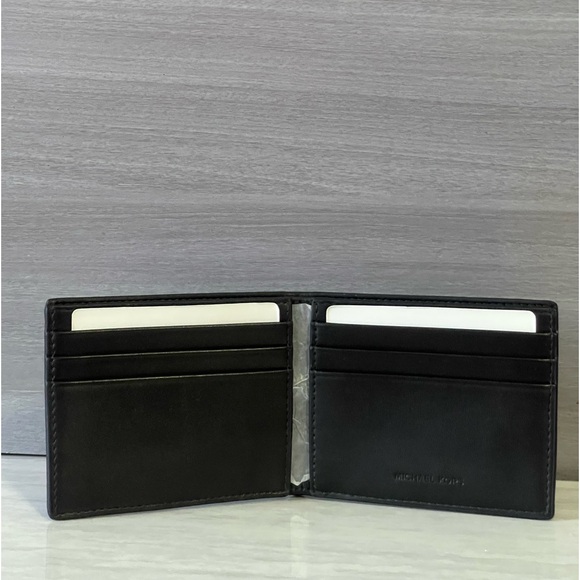 NEW Michael Kors Navy Cooper Wallet - Picture 7 of 8